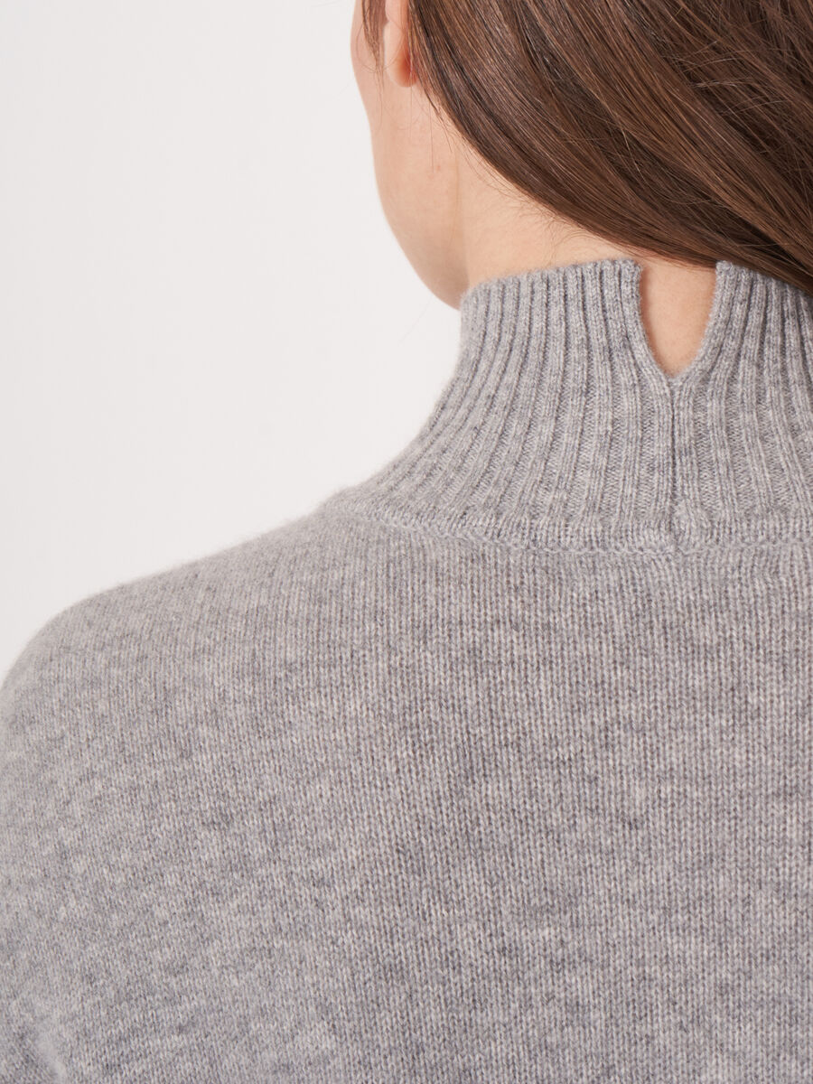 Casual cashmere sweater with stand collar