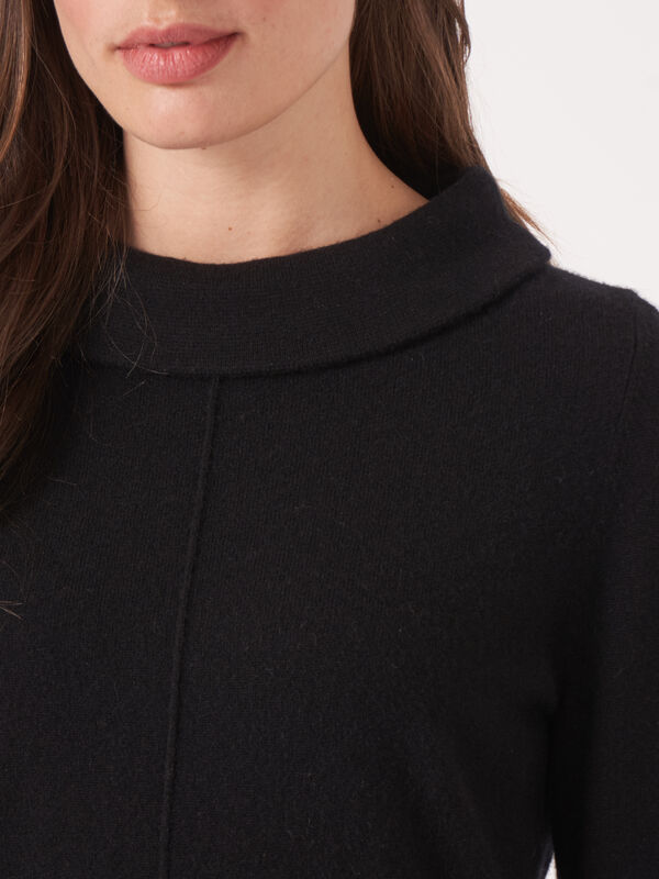 Cashmere sweater with Audrey Hepburn style boat neck collar image number 2