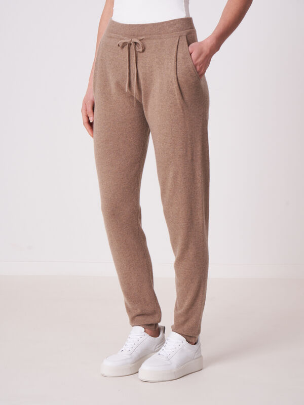 Women's Fine knit organic cashmere jogging pants