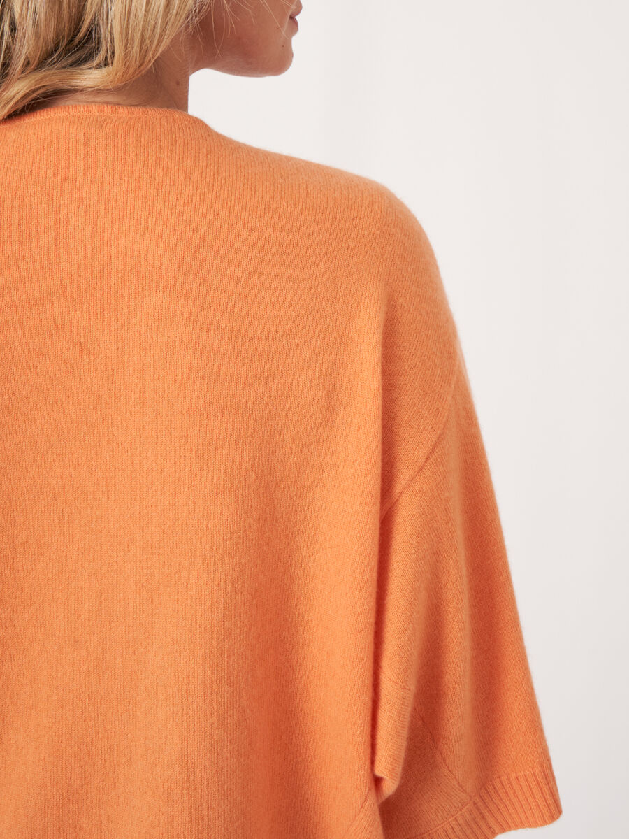 Pull ample en cachemire à manches courtes chauve-souris image number 5