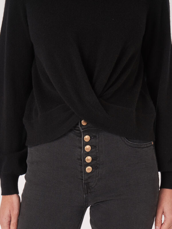 Bio-Kaschmir-Pullover mit gedrehtem Saum image number 3