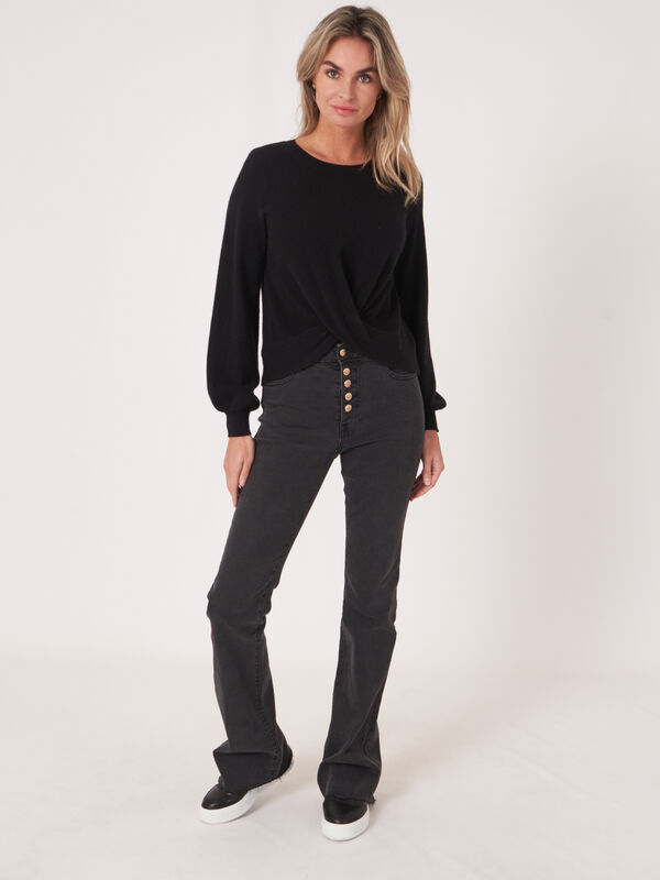 Bio-Kaschmir-Pullover mit gedrehtem Saum image number 5