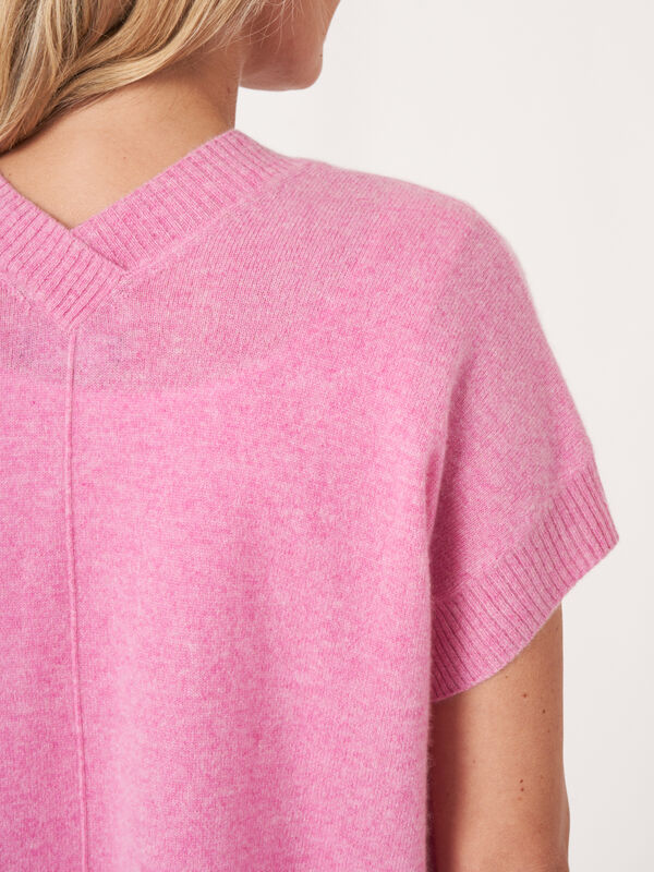 Gekürzte, kastenförmige Kaschmir-Strickjacke mit offener Vorderseite image number 4