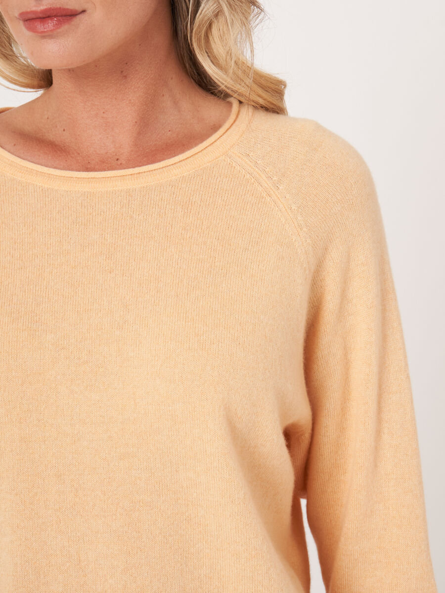 Organic cashmere sweater with 3/4 raglan sleeves image number 3