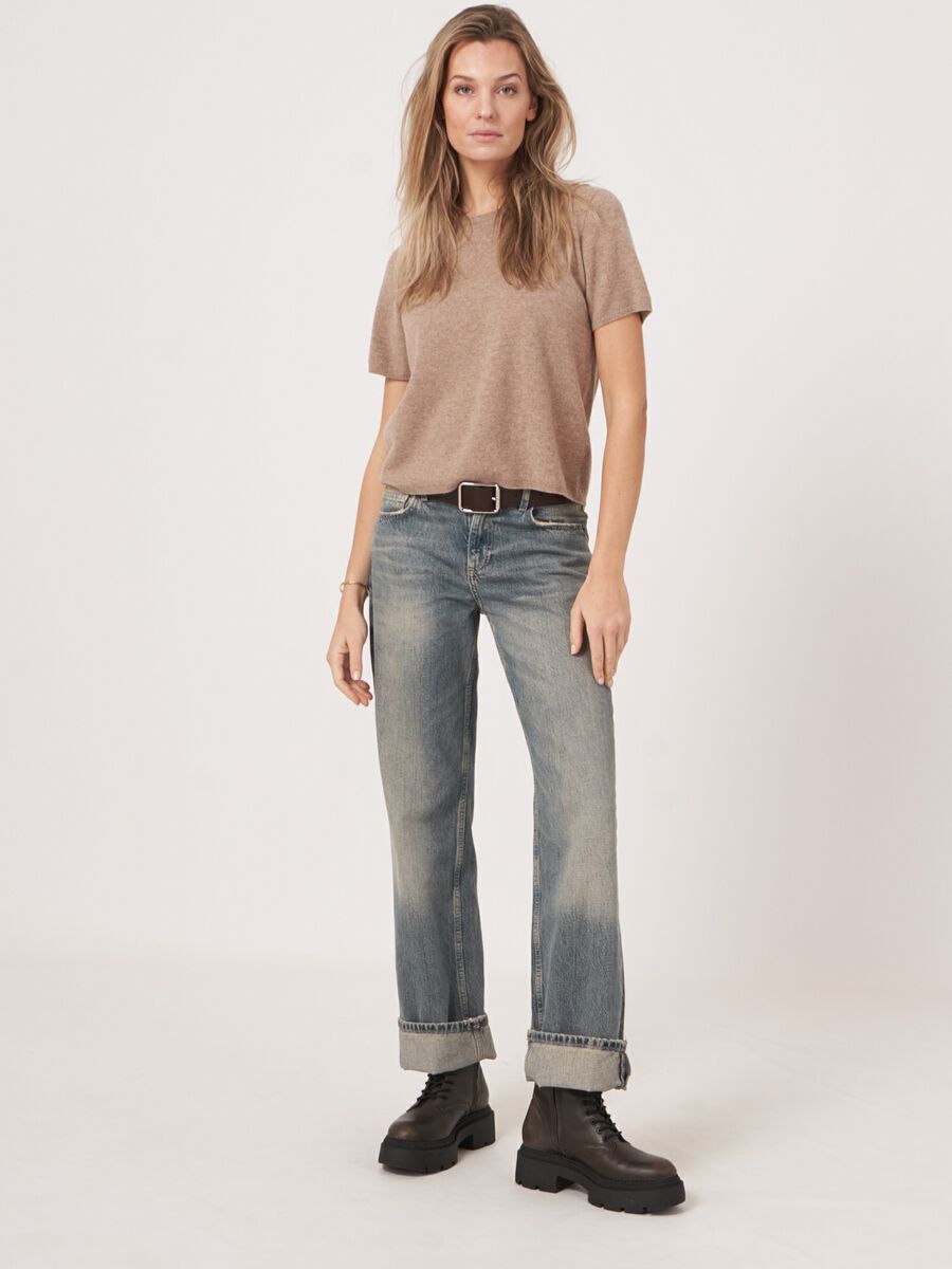 Nahtlos gestricktes Kurz-Armpullover aus Bio-Kaschmir  image number 5