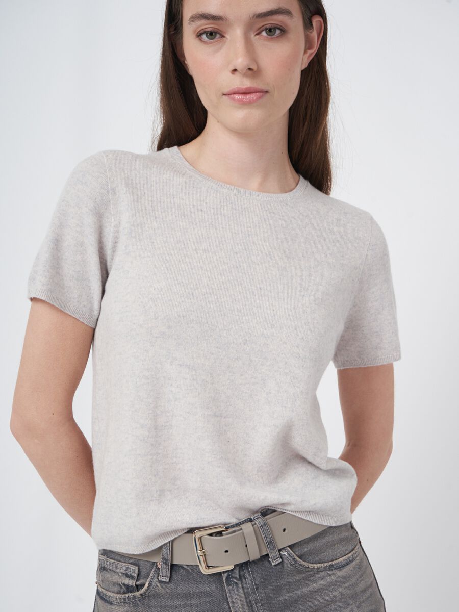 Trui met korte mouw naadloos gebreid van biologisch cashmere image number 3