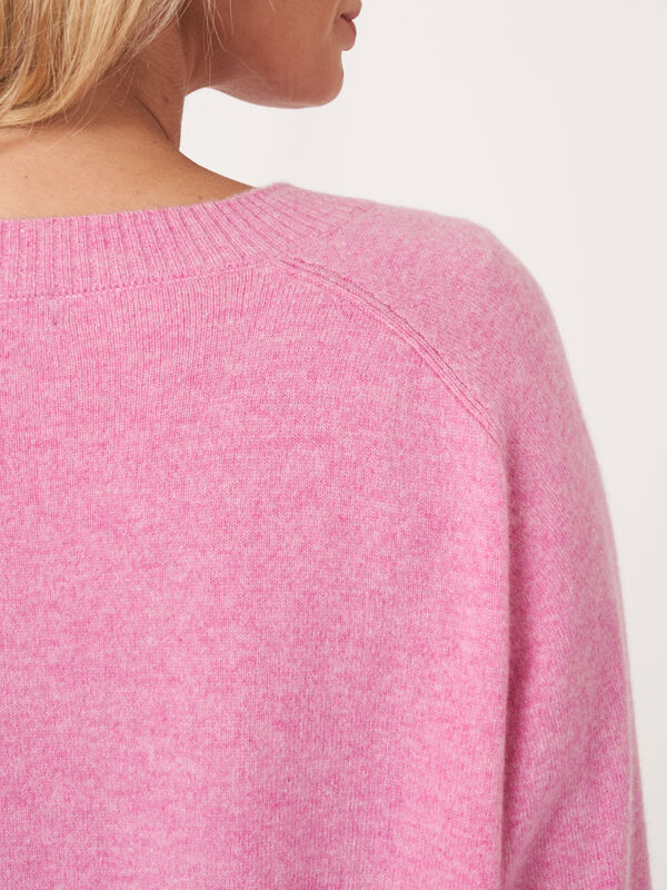 Kürzer Bio-Kaschmir-Raglan-Pullover image number 4