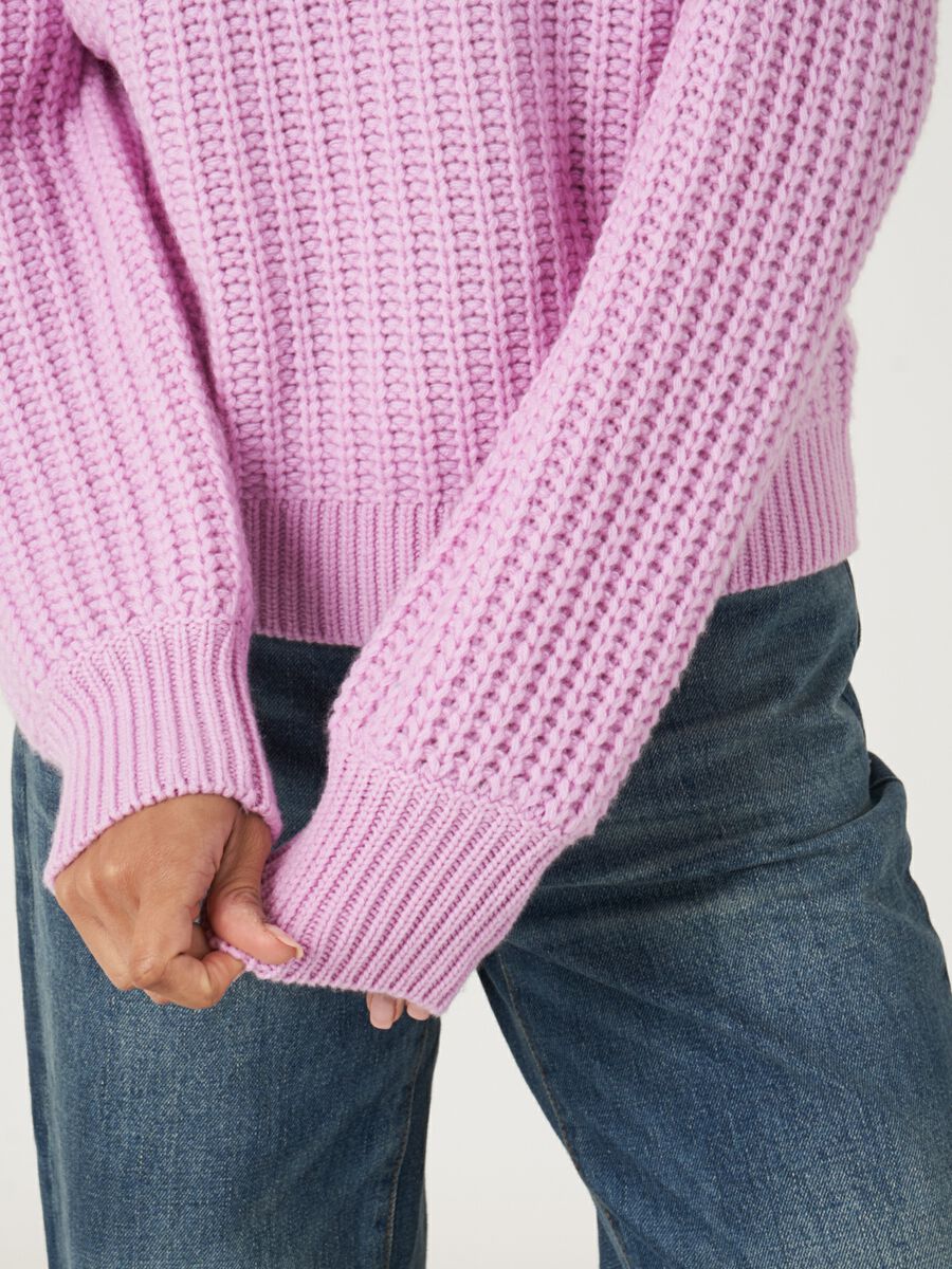 Pull en cachemire en grosse maille c&ocirc;tel&eacute;e image number 22