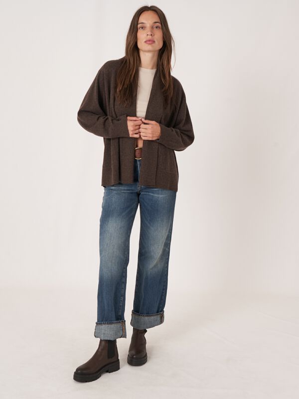 Cardigan ouvert en cachemire à col châle avec poches image number 5