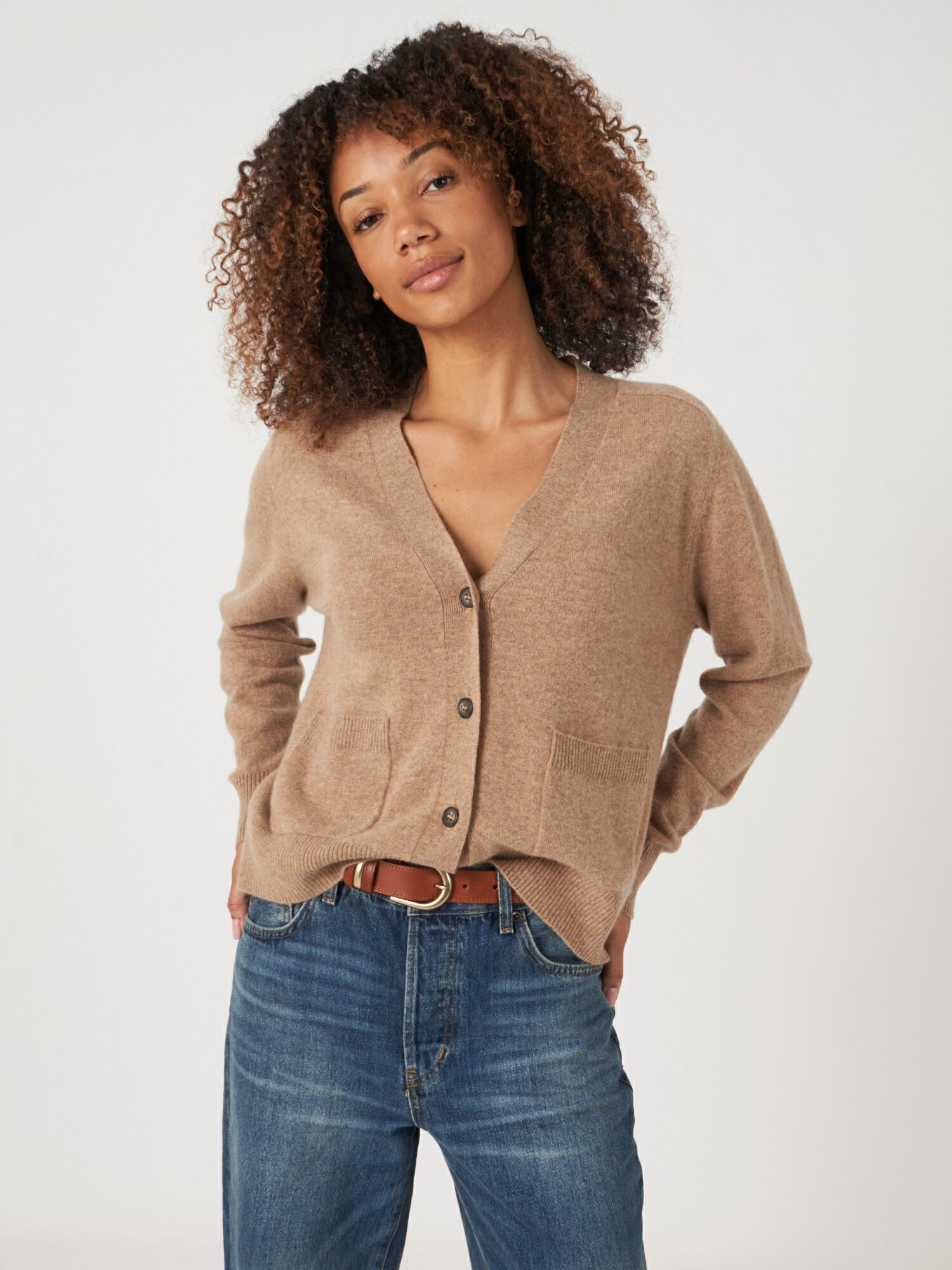 Lightweight soft knit cashmere cardigan with pockets