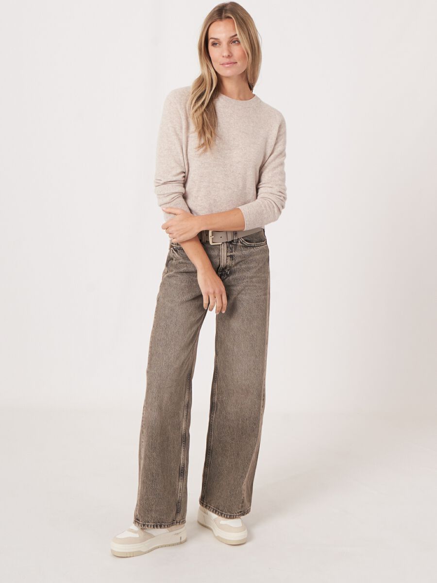 Pull en cachemire &agrave; col rond et manches raglan image number 4