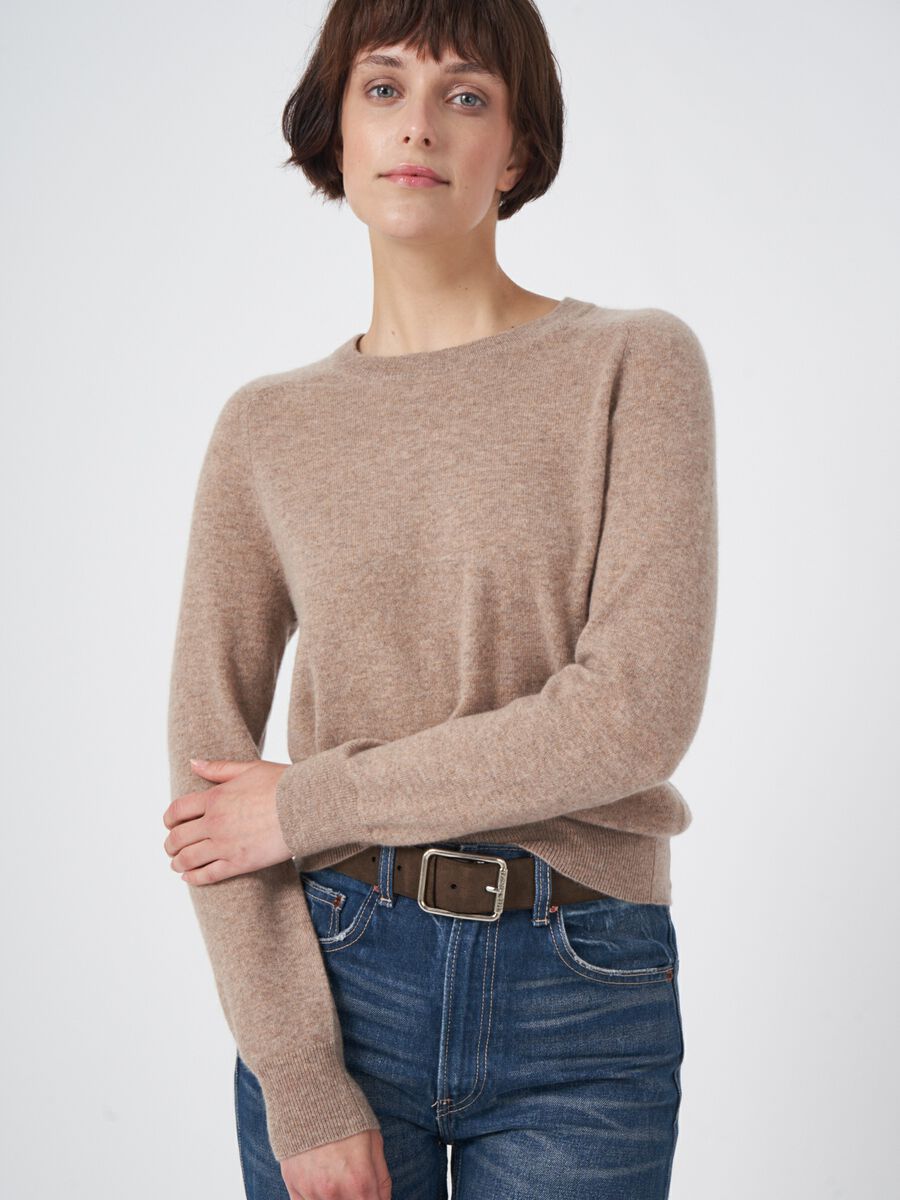 Round neck raglan sleeve cashmere sweater image number 3