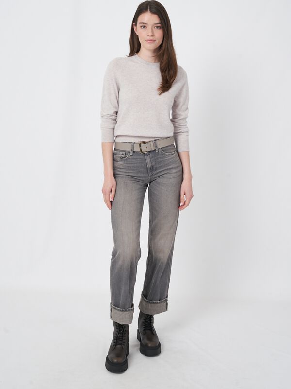 Cashmere trui met ronde hals en raglanmouwen image number 4