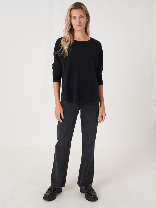 Pull en cachemire à ourlet rond et col bateau image number 5