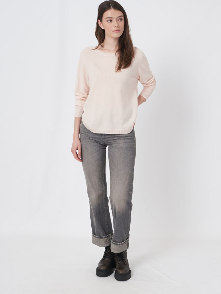 Pull en cachemire à ourlet rond et col bateau image number 4
