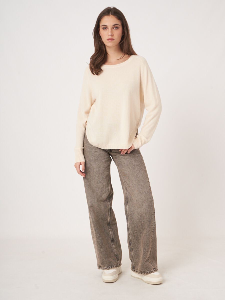 Cashmere boothalstrui met ronde zoom image number 5