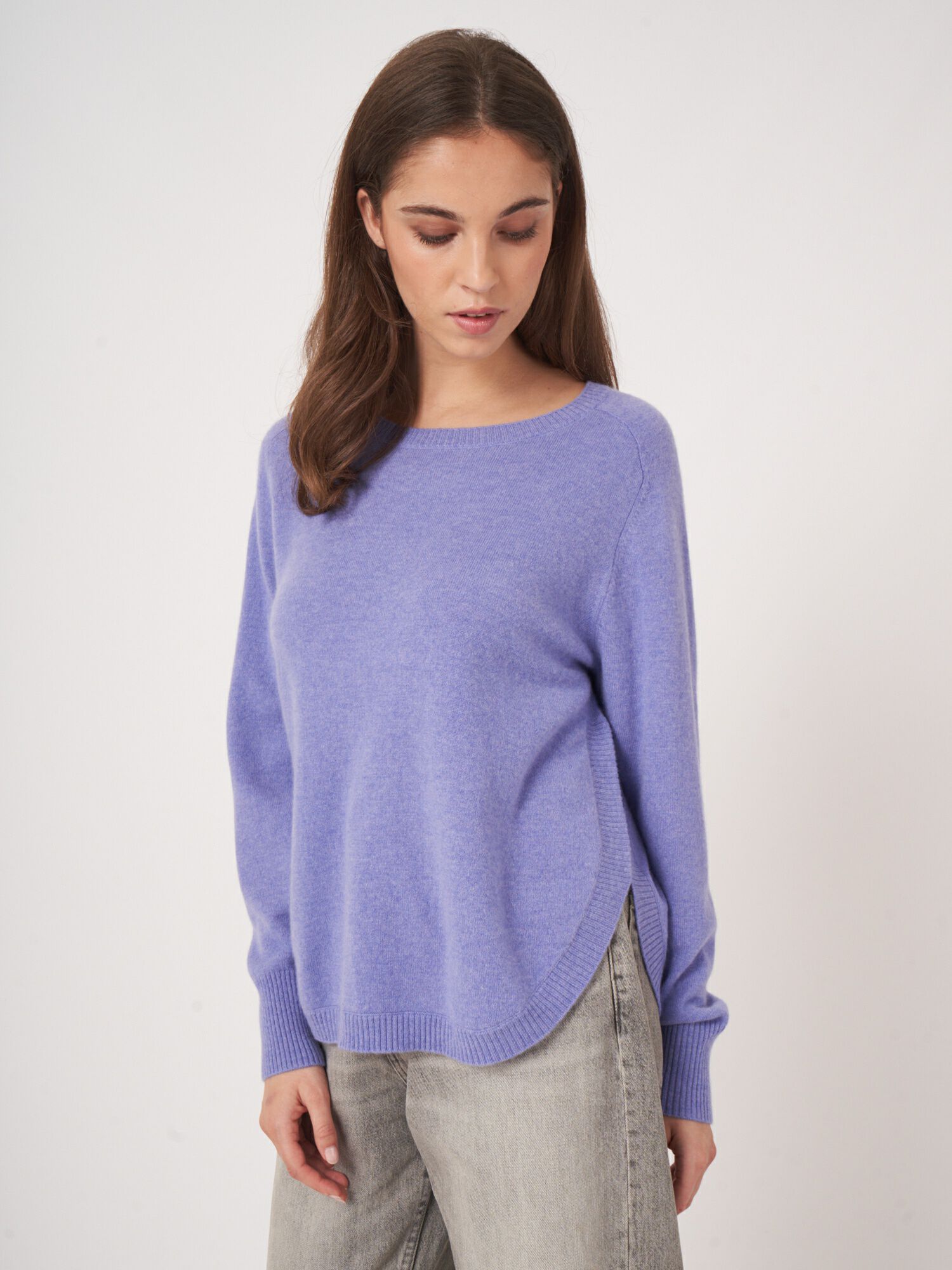 Cashmere boothalstrui met ronde zoom