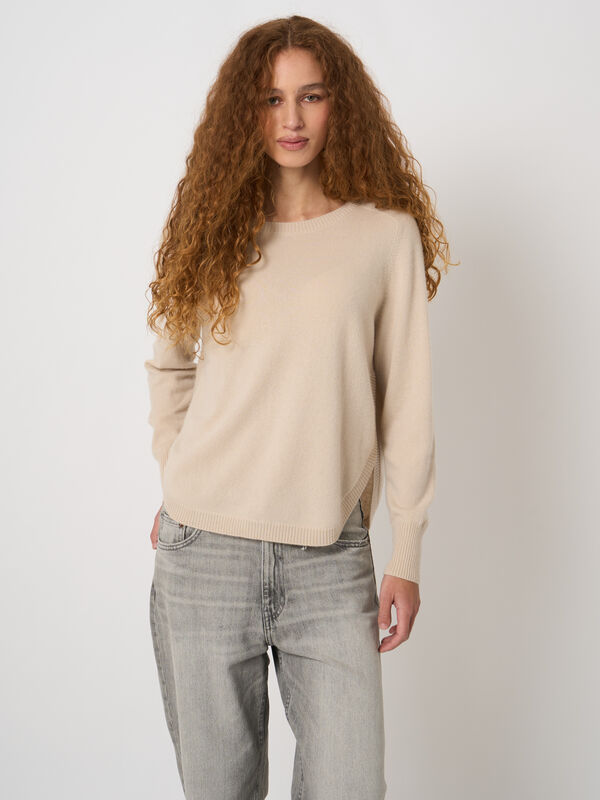 Leichter 100% Kaschmir-Pullover mit U-Boot-Ausschnitt image number 1