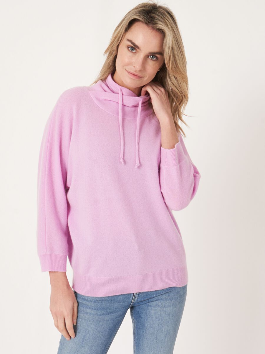 Sporty cashmere sweater with stand-up collar with drawstring image number 0