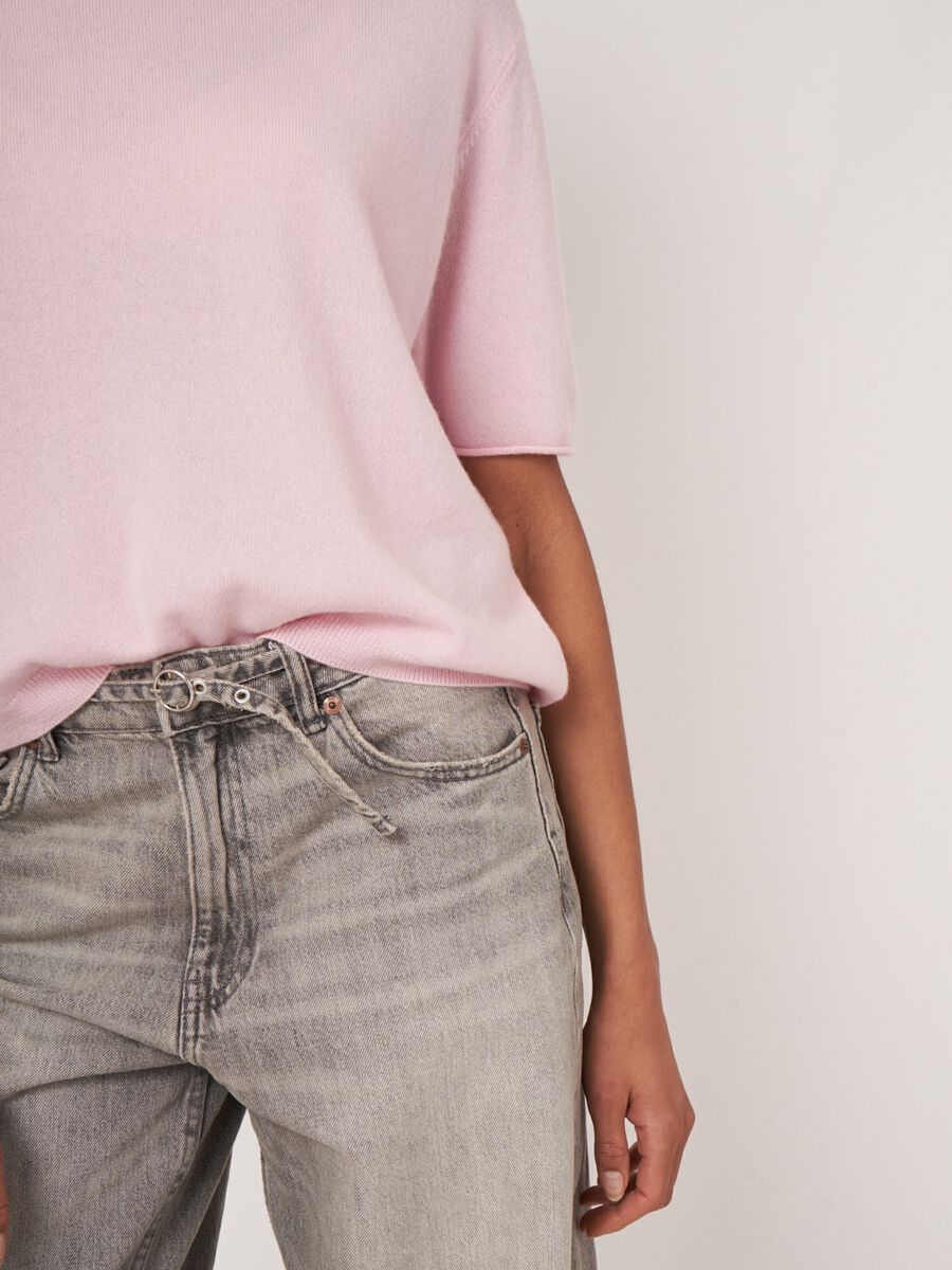 Short sleeve cashmere sweater with knitted detail at the back image number 1