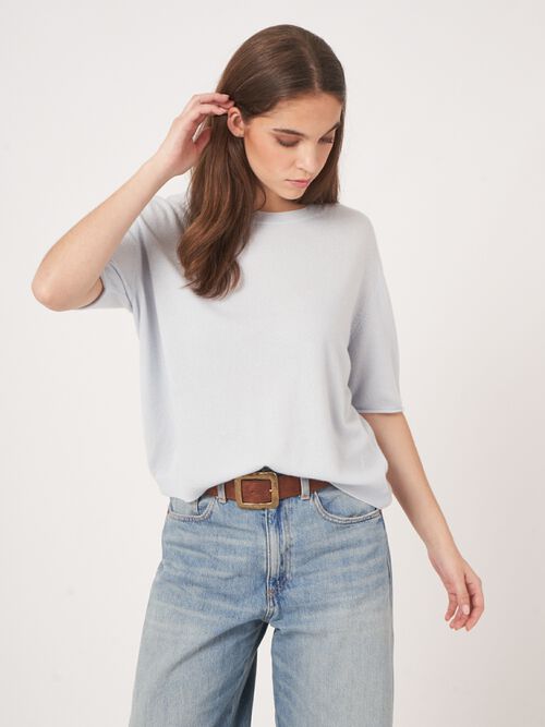 Kurzarm Kaschmirpullover mit gestricktem Detail am R&uuml;cken