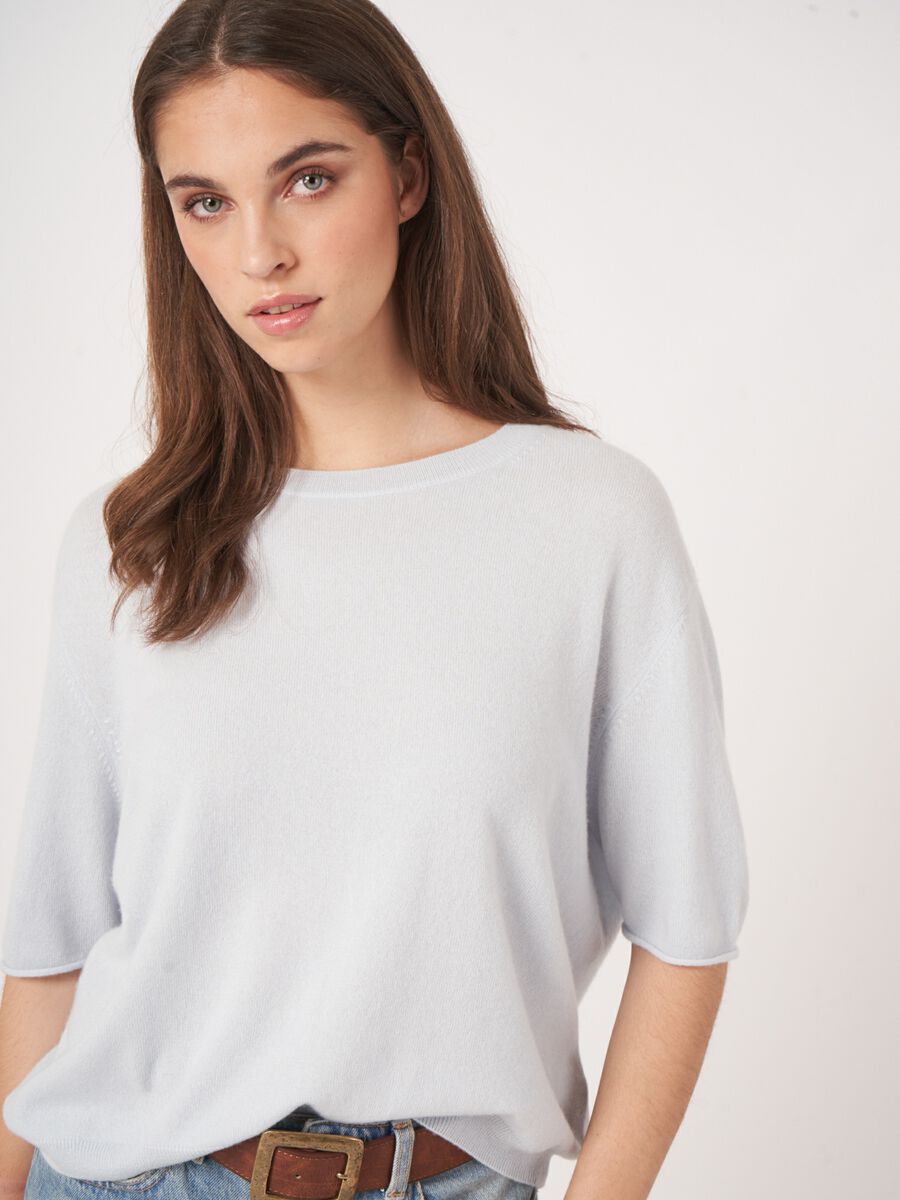 Kurzarm Kaschmirpullover mit gestricktem Detail am R&uuml;cken image number 2