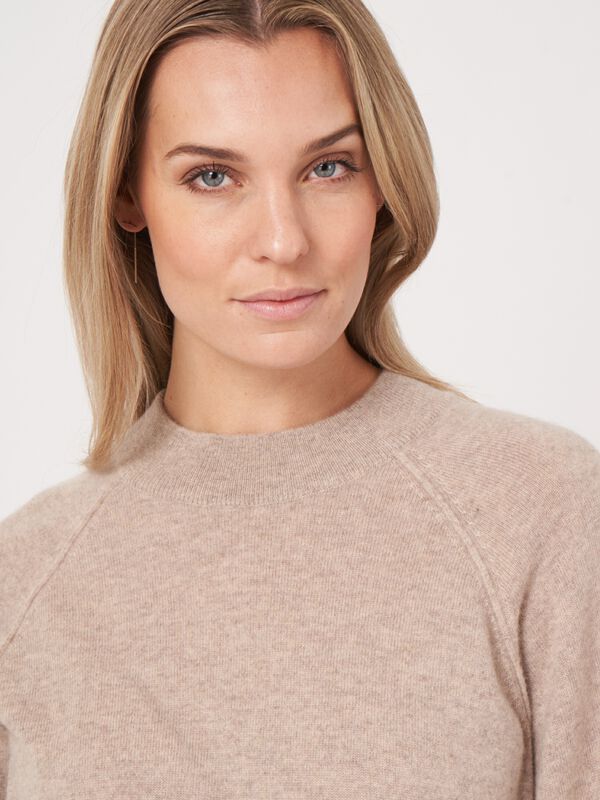 Cashmere trui met trekkoord aan de taille image number 3