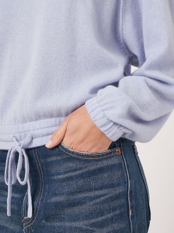 Drawstring-waist cashmere sweater image number 2