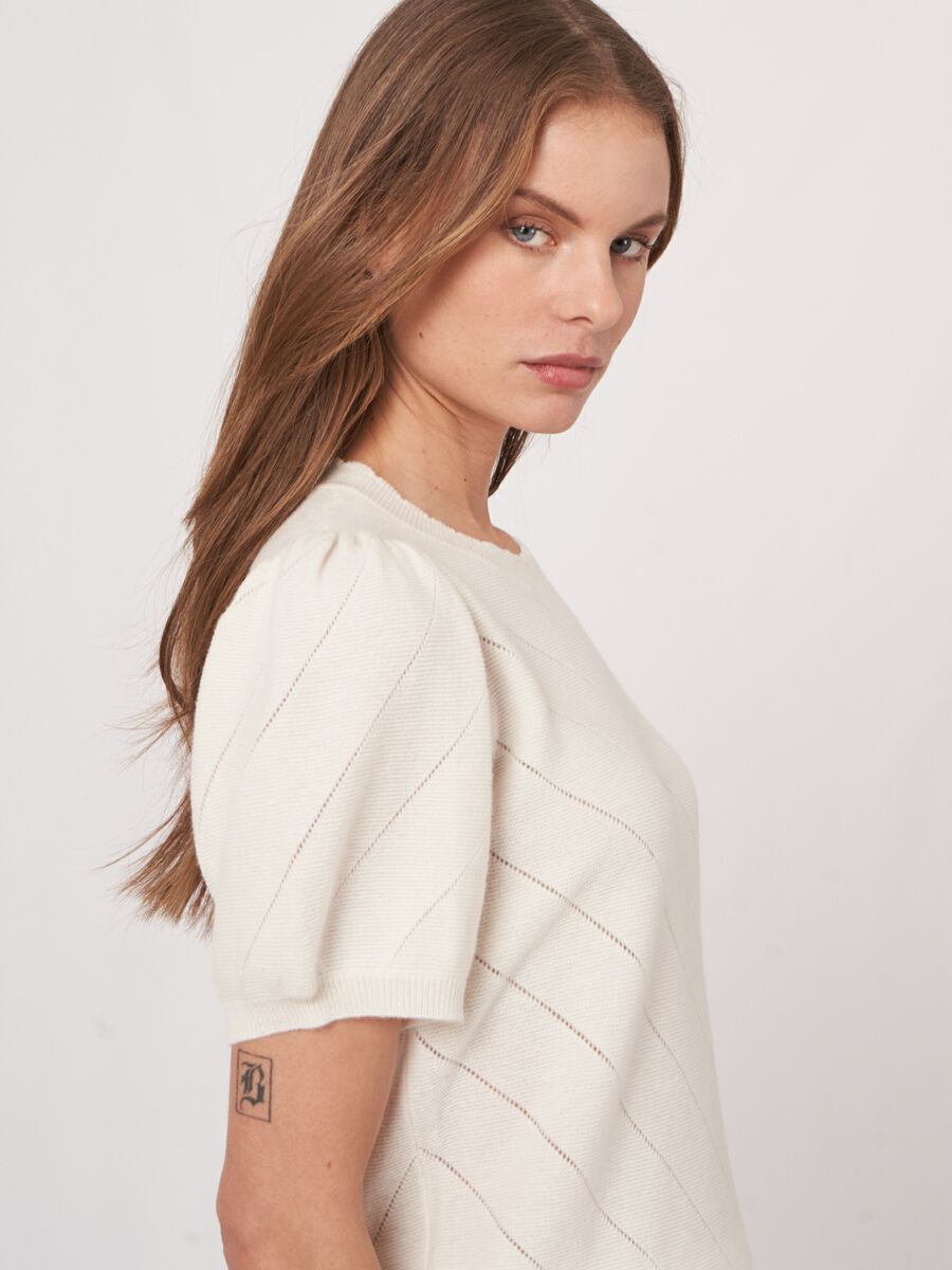 Pointelle cashmere trui met korte pofmouwen image number 3