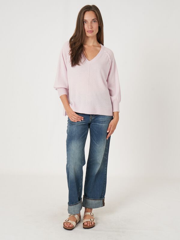 Raglan cashmere V-neck sweater with braided detail image number 6