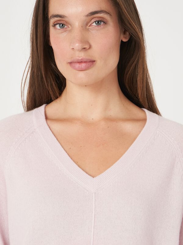 Cashmere V-neck sweater with dip dye print image number 4