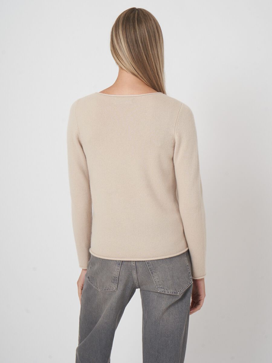 Mittelschwerer Basic-Kaschmir-Boot-Ausschnitt-Pullover image number 3