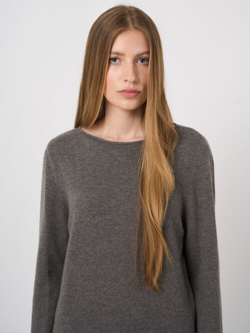 Medium-Weight Organic Cashmere Boat-Neck Sweater