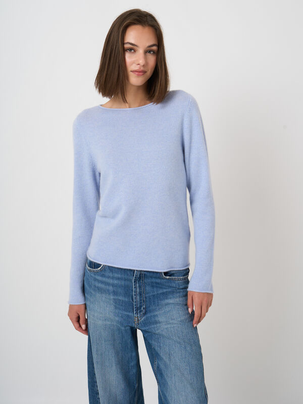 Mittelschwerer Kaschmirpullover mit U-Boot-Ausschnitt image number 0