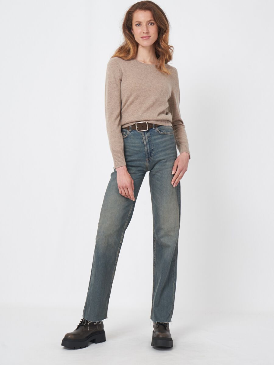 Fein gestrickter Rundhals-Kaschmir-Pullover image number 4