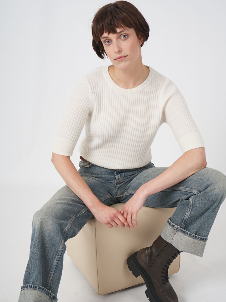 Short sleeve cashmere rib knit sweater image number 0