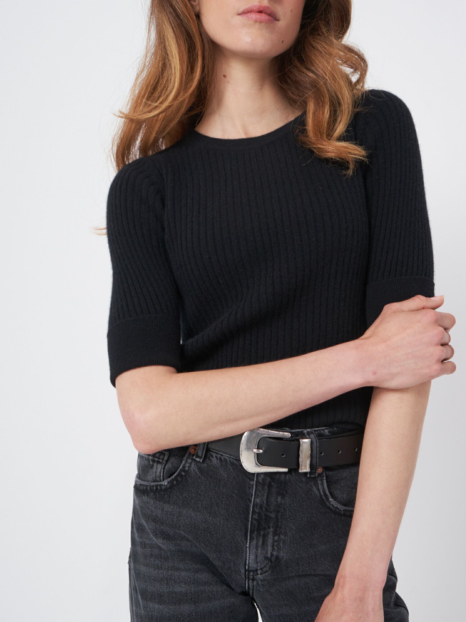 Short sleeve cashmere rib knit sweater