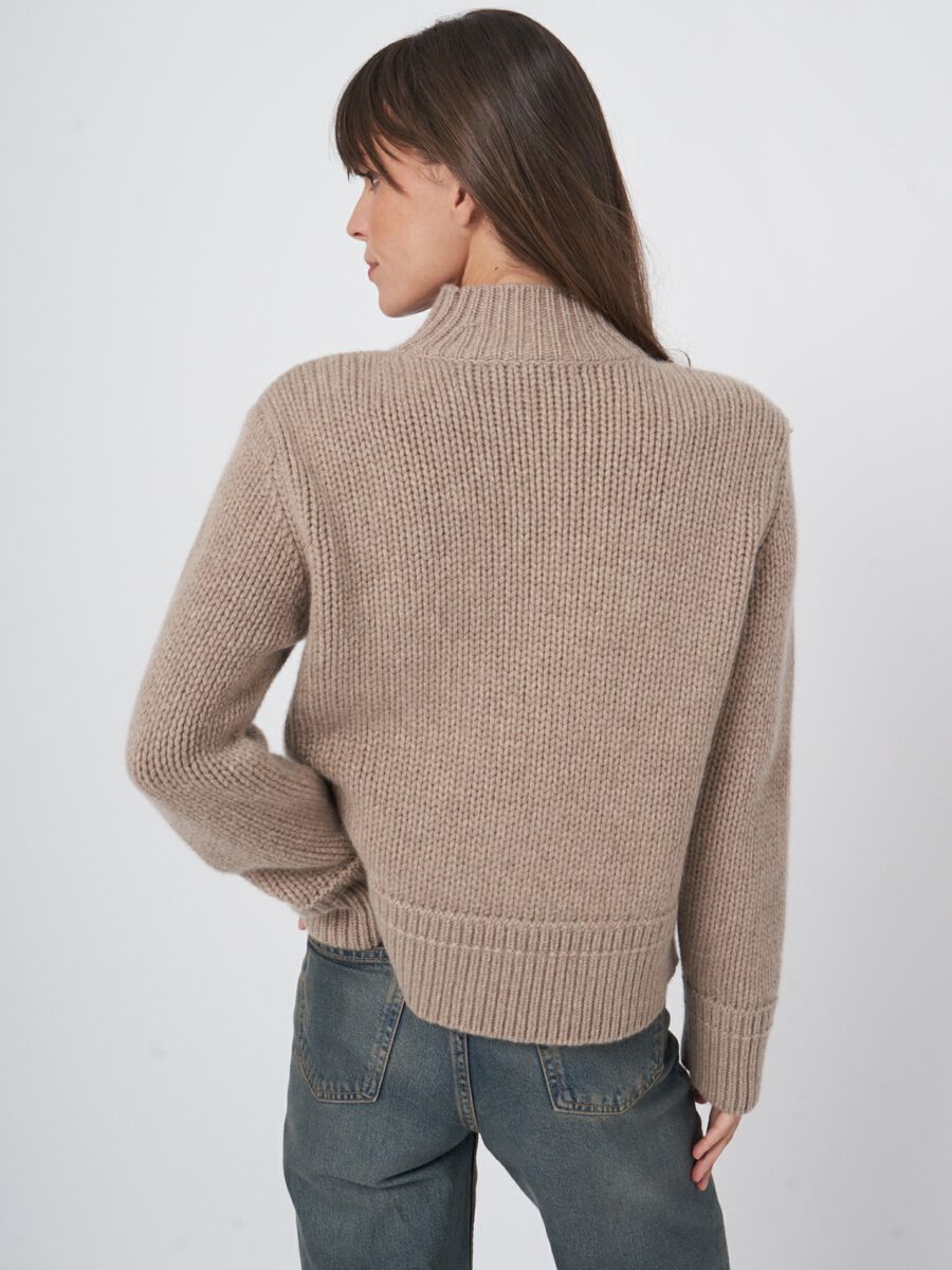Chunky knit cashmere sweater with ribbed stand collar image number 5