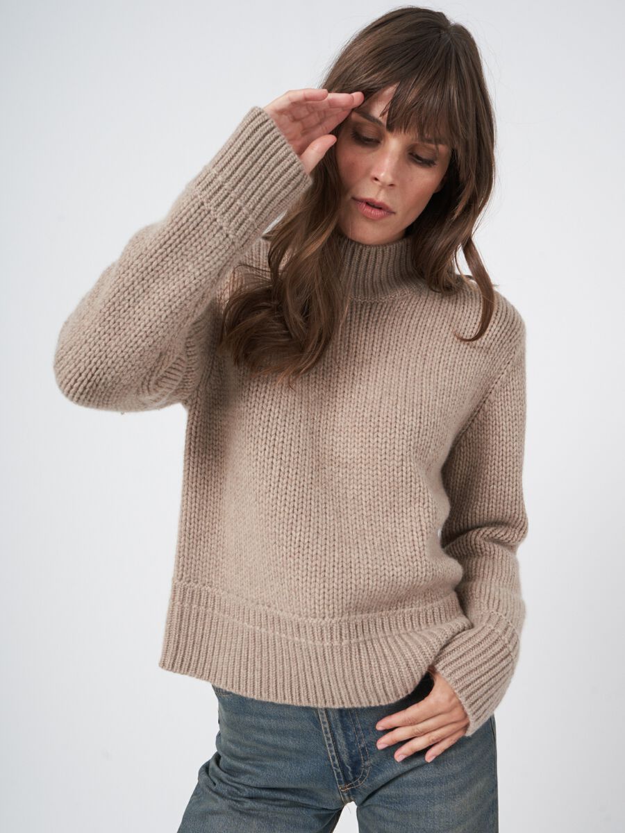 Chunky knit cashmere sweater with ribbed stand collar image number 1