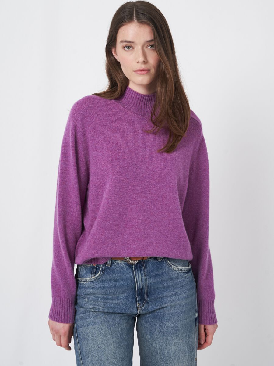 Loose fit high neck cashmere sweater image number 0