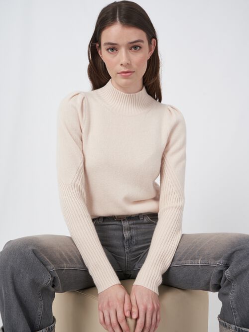 Pull en cachemire avec d&eacute;tail d'&eacute;paule