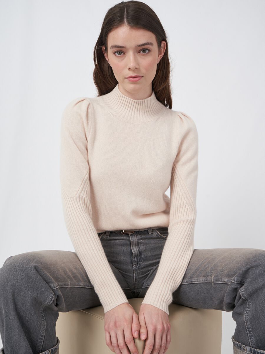 Pull en cachemire avec d&eacute;tail d'&eacute;paule image number 0