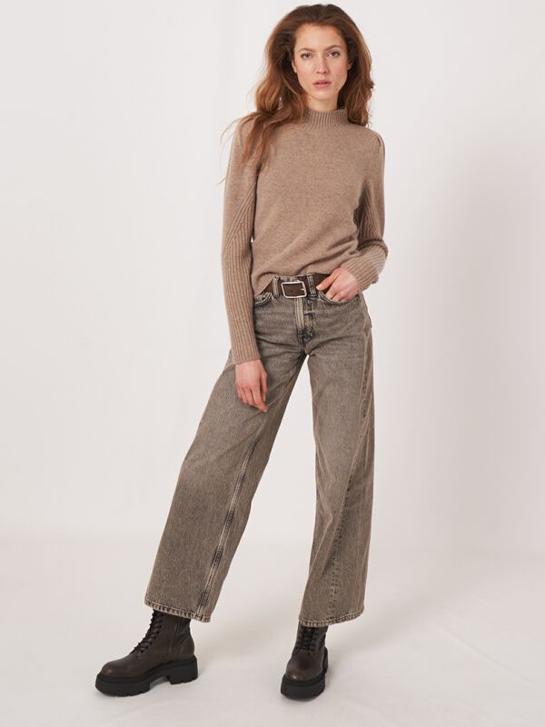 cashmere sweater met schouderdetail image number 5