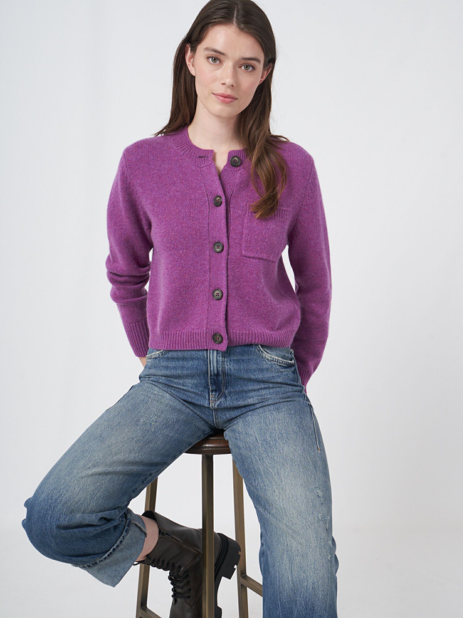 Korte grofgebreid cashmere cardigan