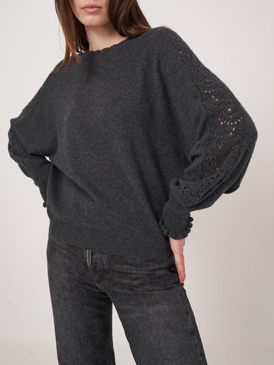 Pull en cachemire avec détails en crochet image number 4