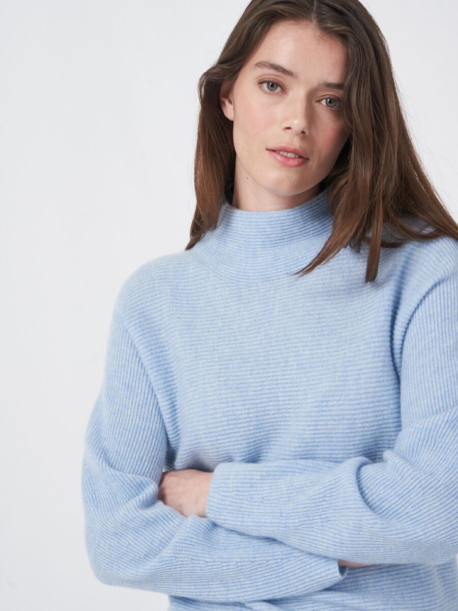 Horizontaal ribgebreide cashmere sweater met opstaande kraag image number 3