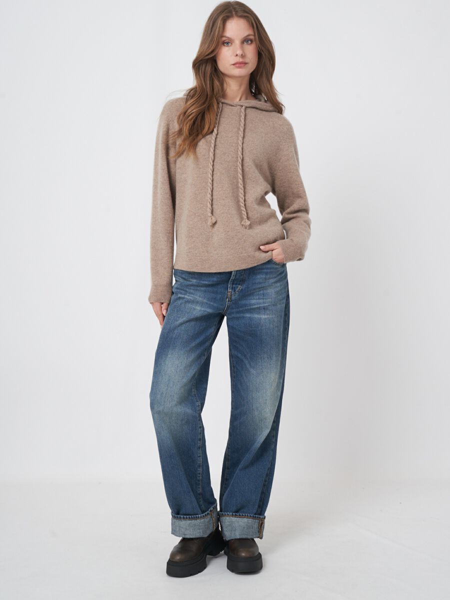 Cashmere hoodie met trekkoord met gedraaid detail image number 4