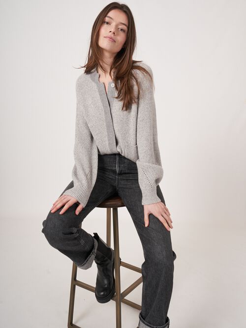 Tweekleurig cashmere ribgebreid vest