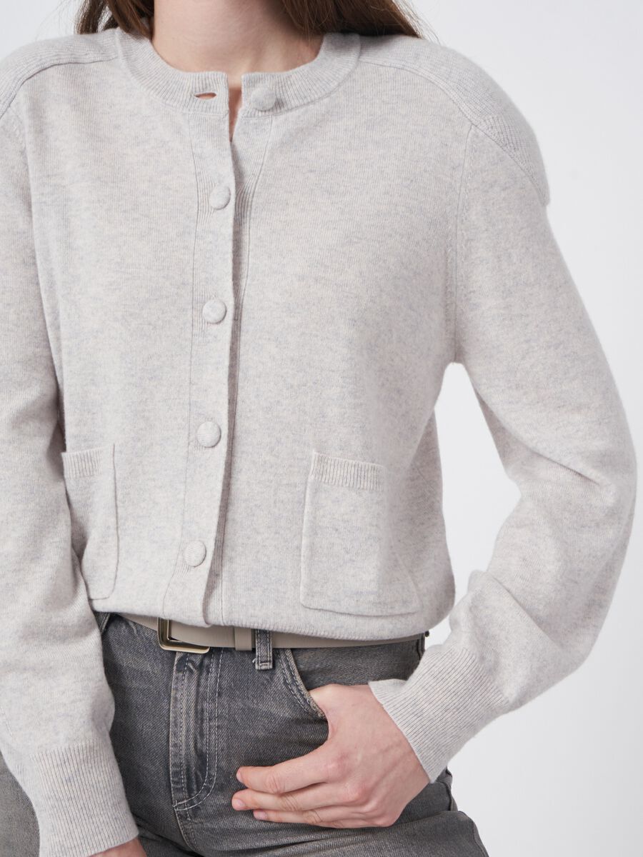 Cashmere vest met knopen en schouderdetail image number 2