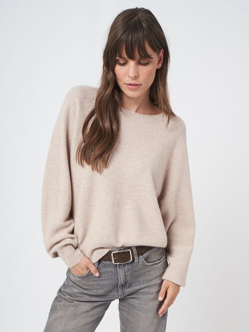 Naadloos gebreide ronde hals cashmere trui